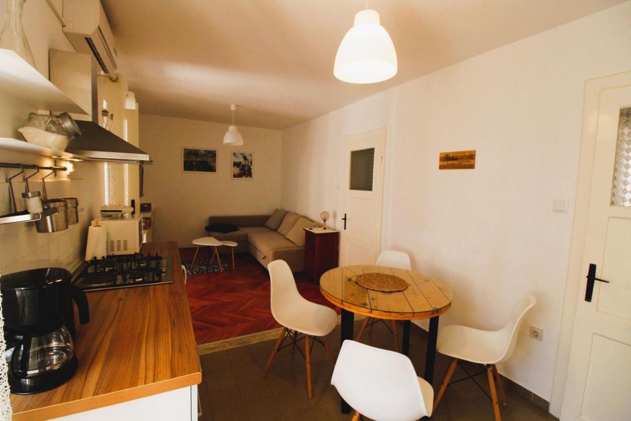 Korzo Rooms & Apartments Vis Bagian luar foto
